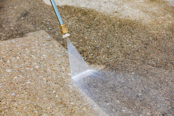 Best Parking Lot and Garage Cleaning  in Quincy, FL